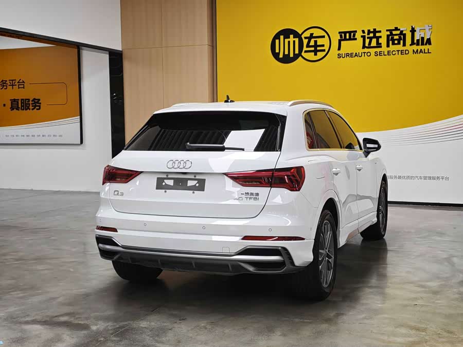Audi Q3 2022, фото 6