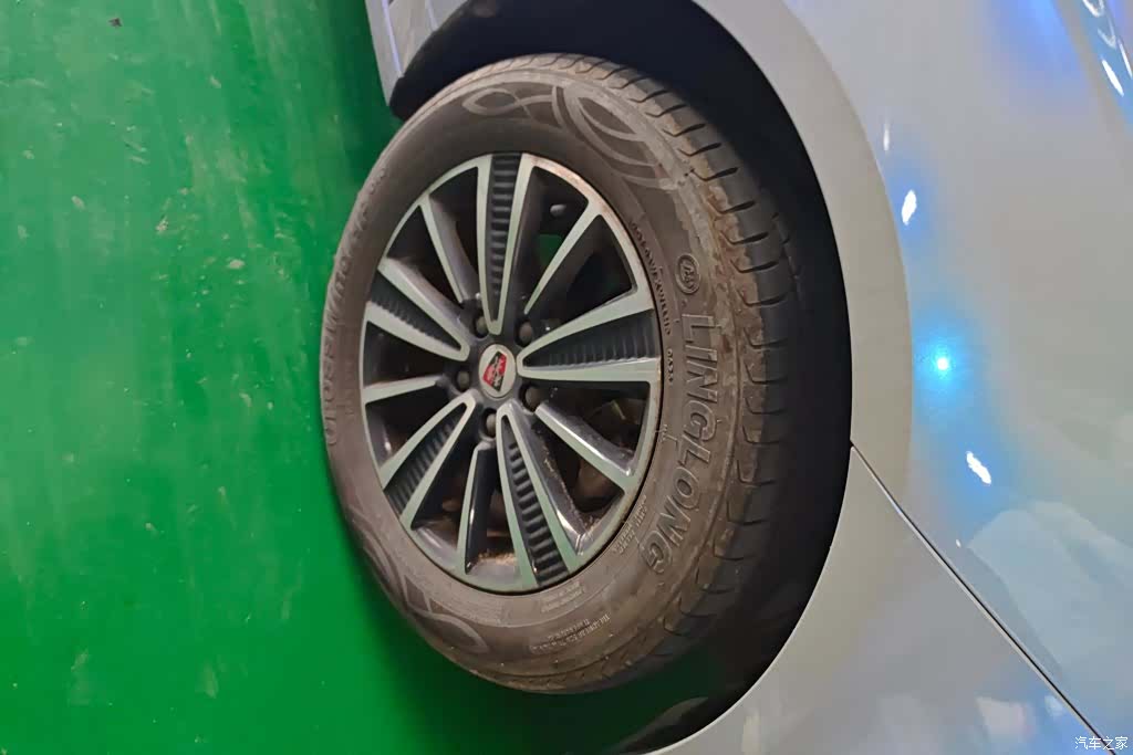 Roewe Ei5, 2019 6