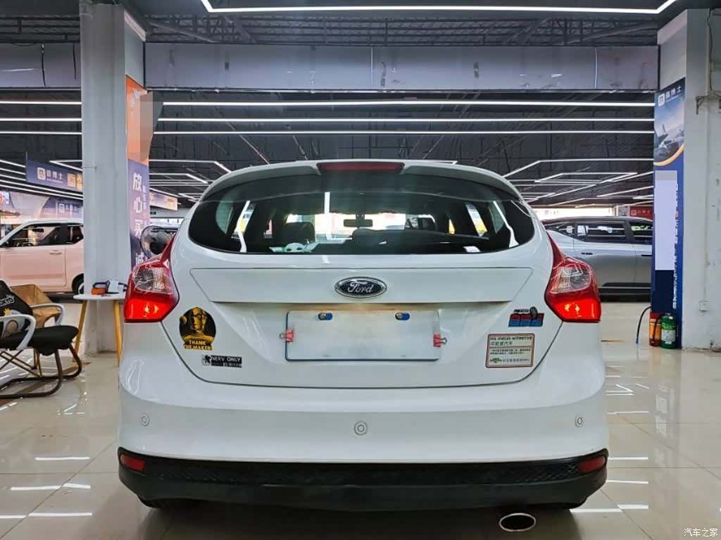 Ford Focus, 2013 8