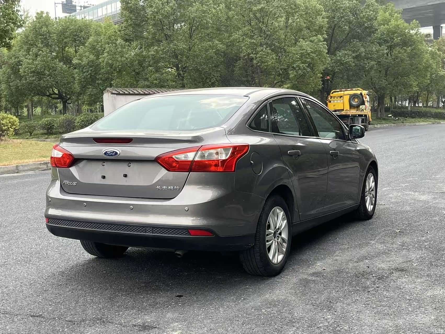 Ford Focus, 2014 6