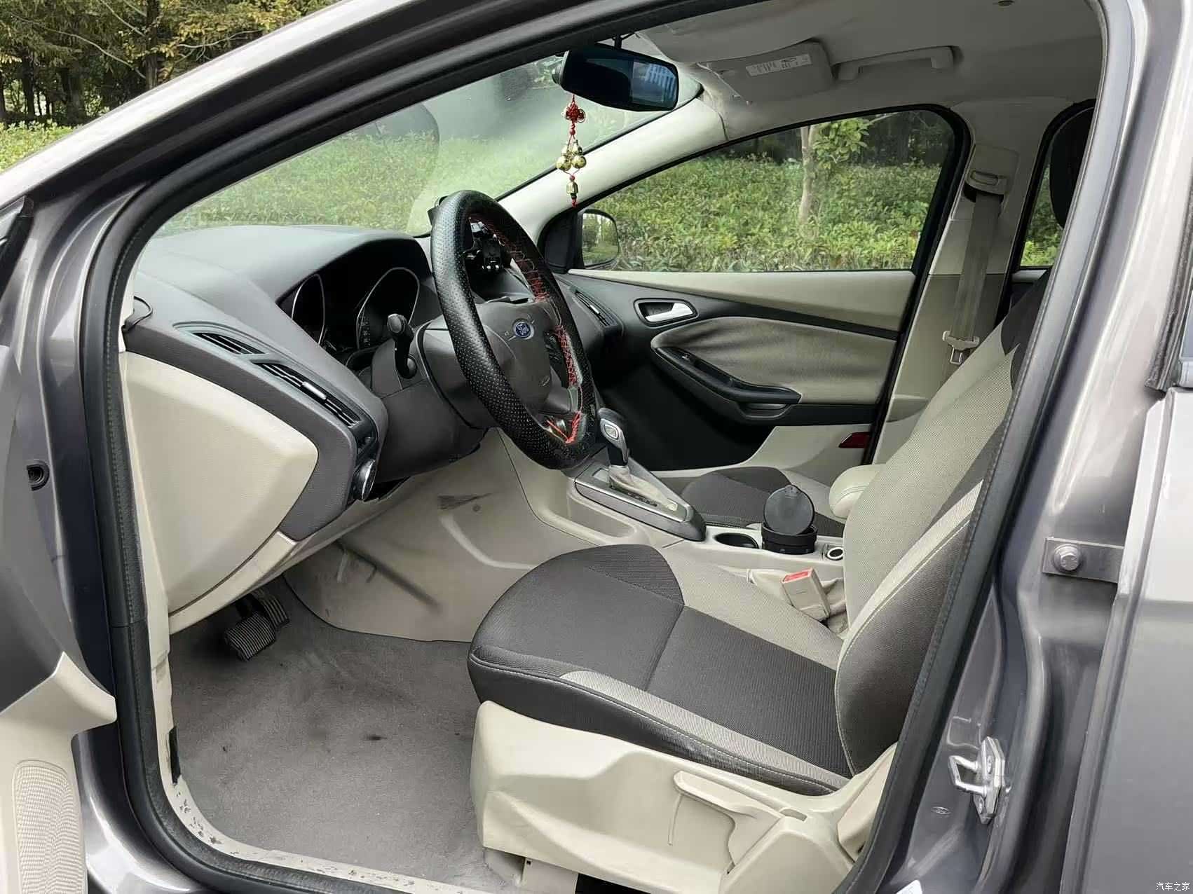 Ford Focus, 2014 9