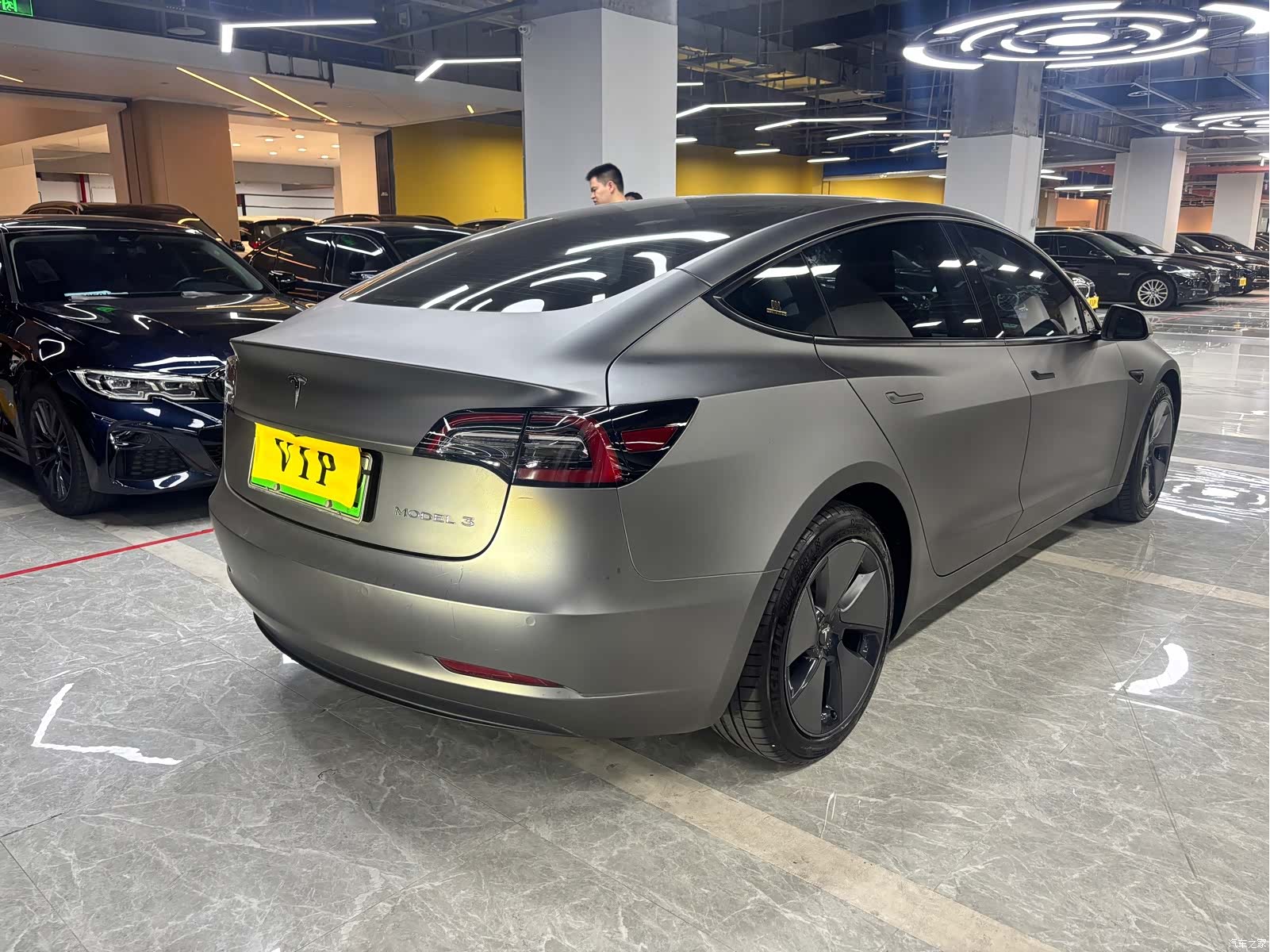 Tesla Model 3, 2021 13