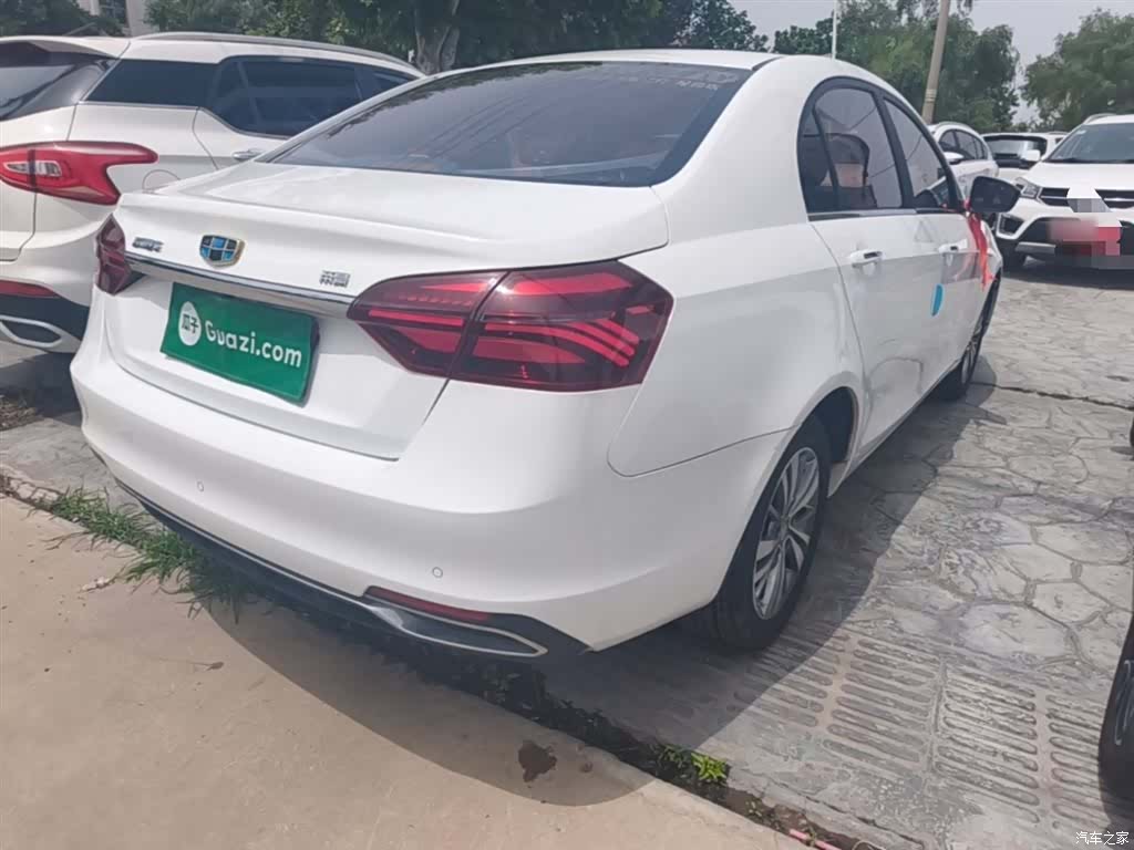 Geely Emgrand, 2018 7