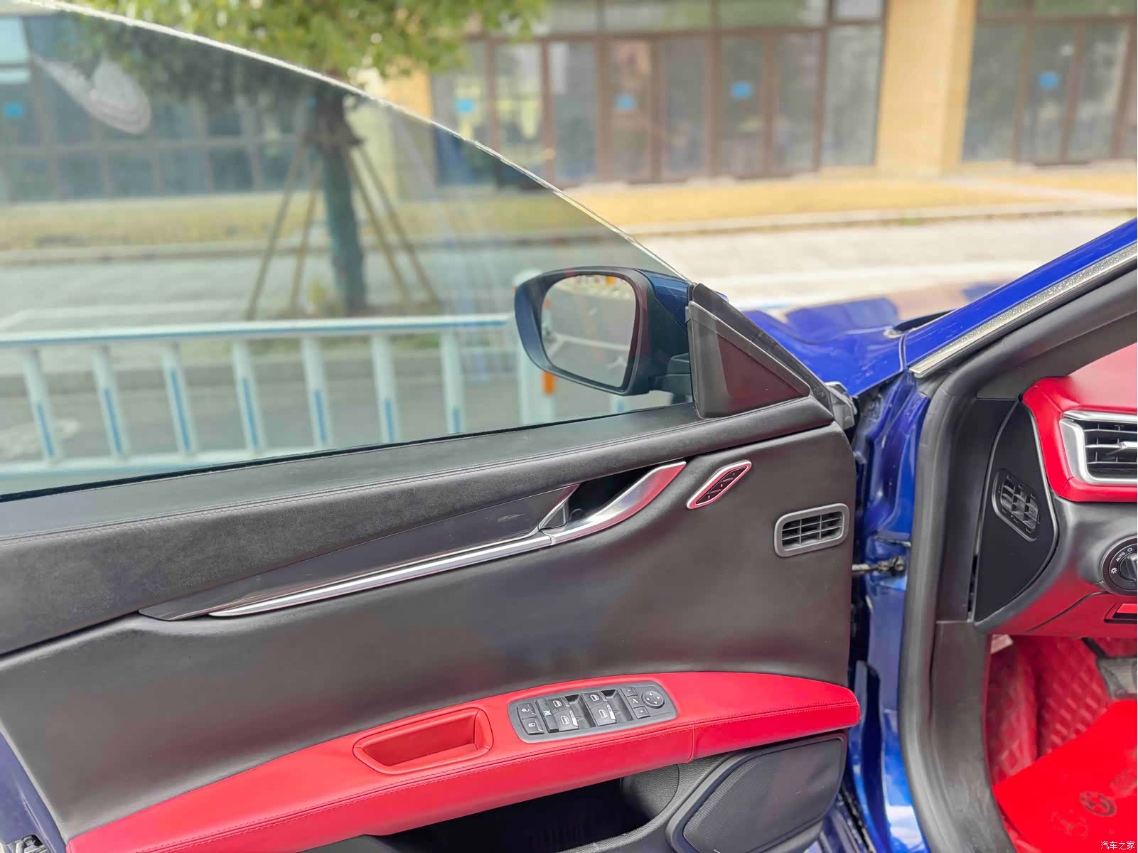 Maserati Ghibli, 2017 7