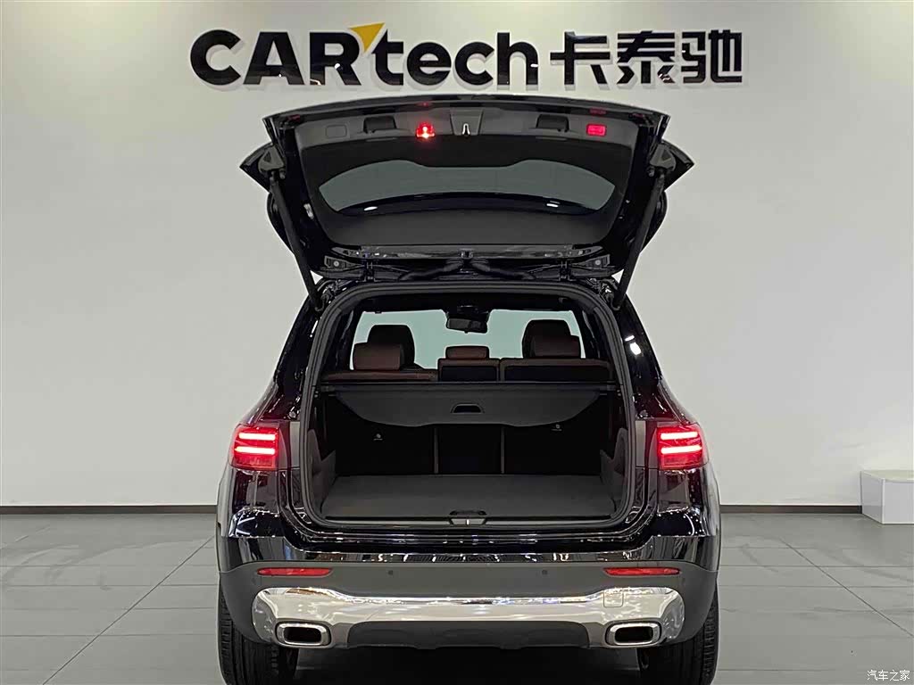 Mercedes-Benz GLB, 2024 11