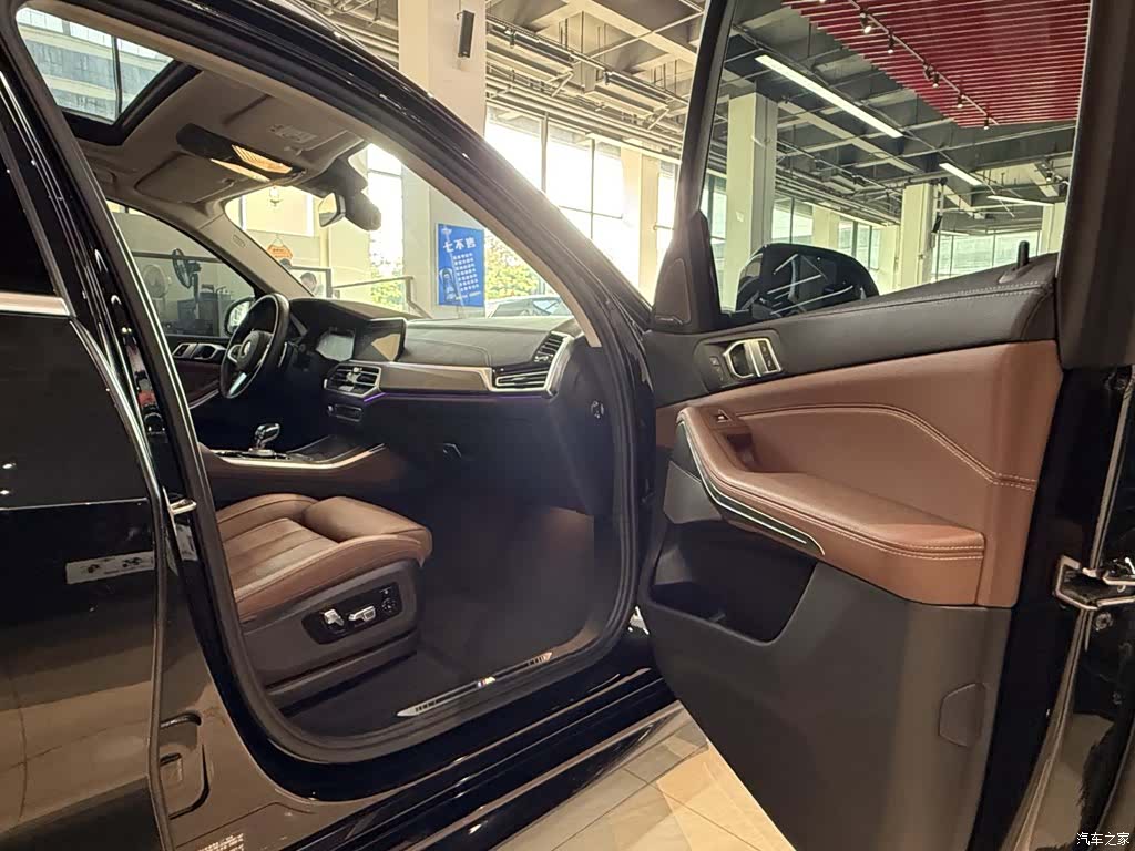 BMW X5, 2021 21