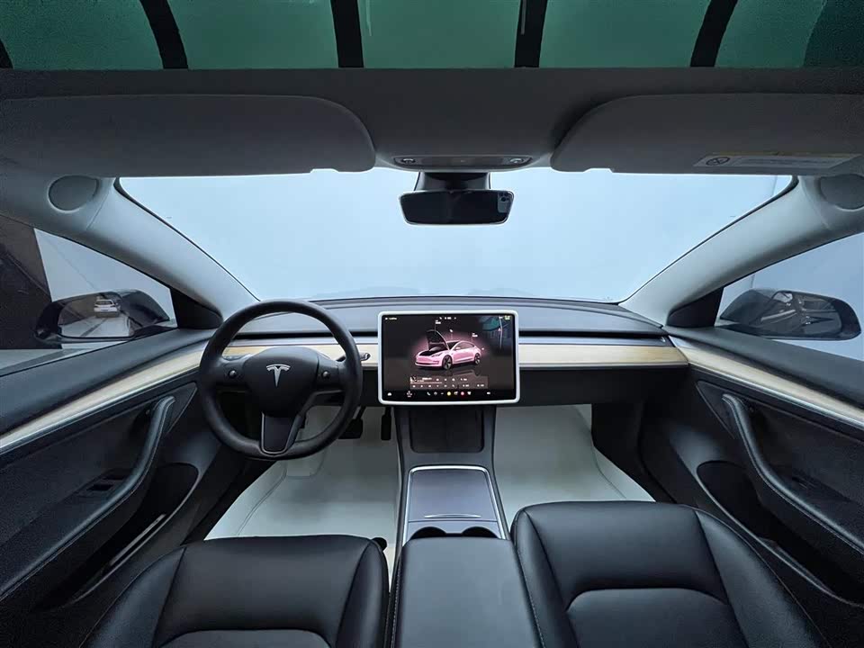 Tesla Model 3 Tesla Model 3