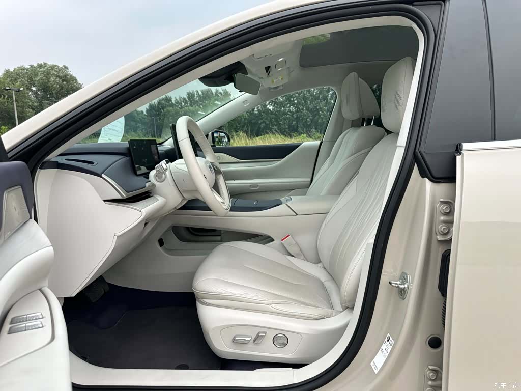 Buick L7, 2025 8