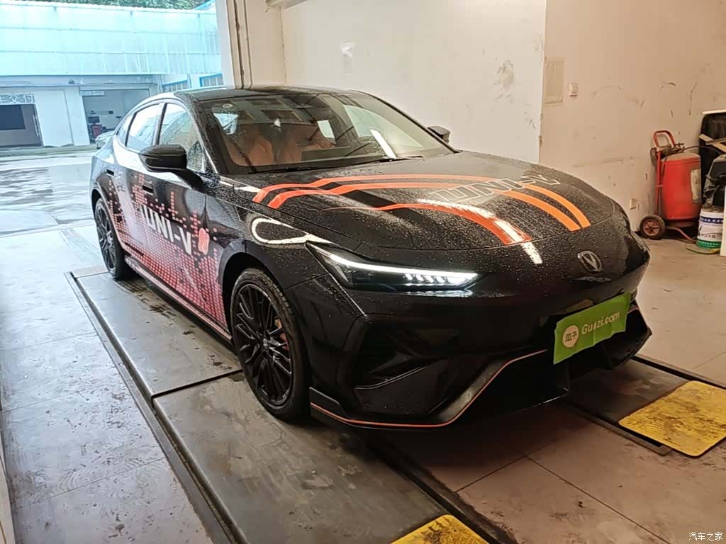 Changan UNI-V, 2025 4
