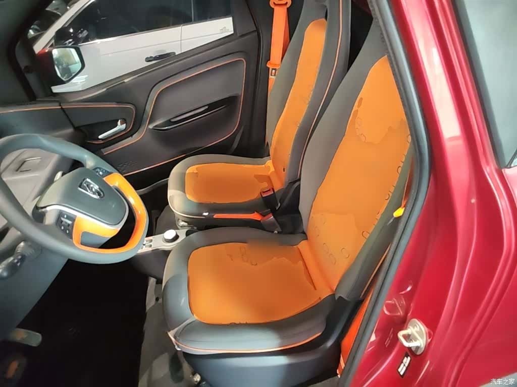 Wuling E100, 2020 17