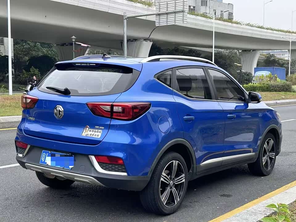 MG ZS
