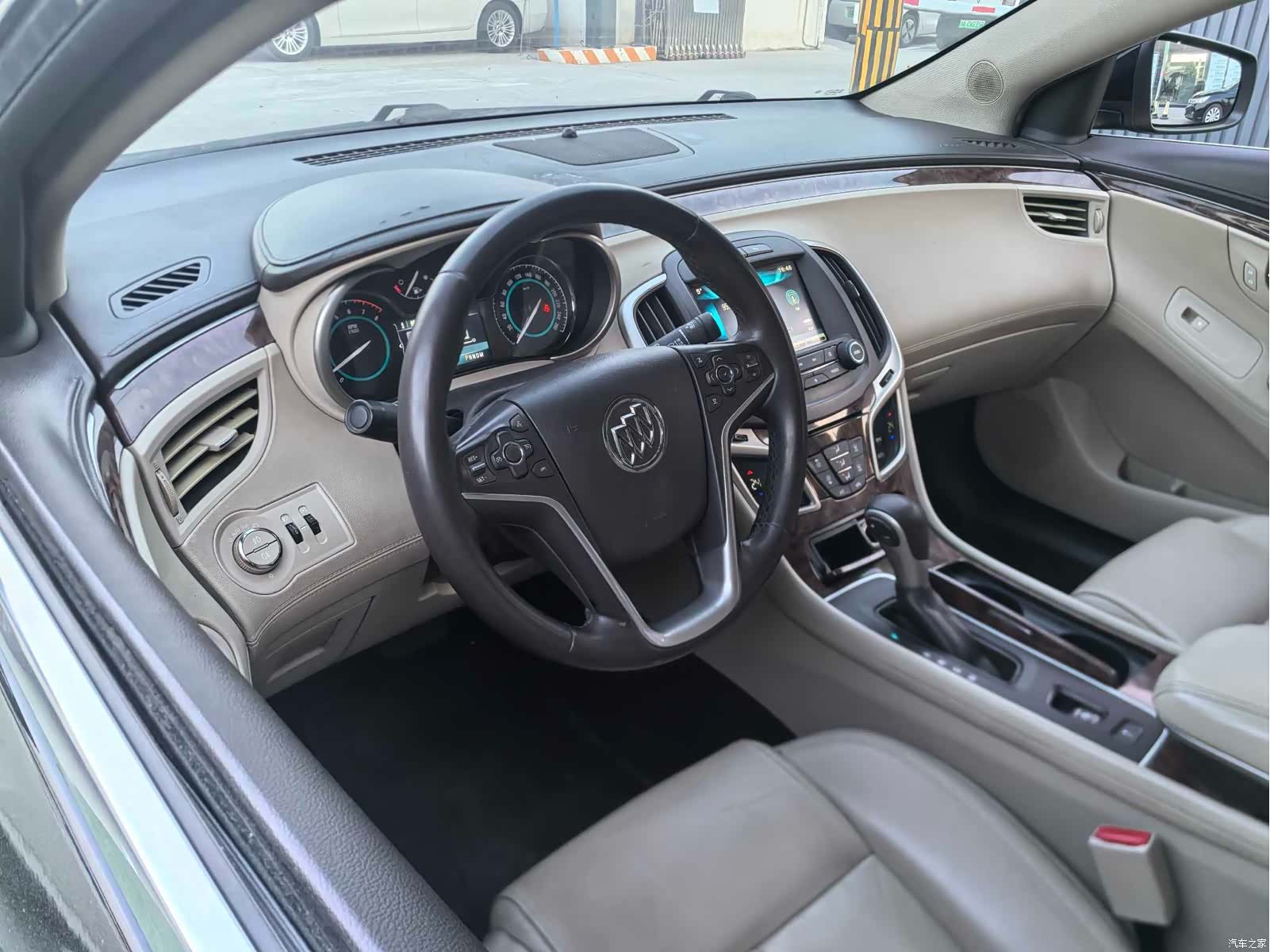 Buick LaCrosse, 2015 все фото