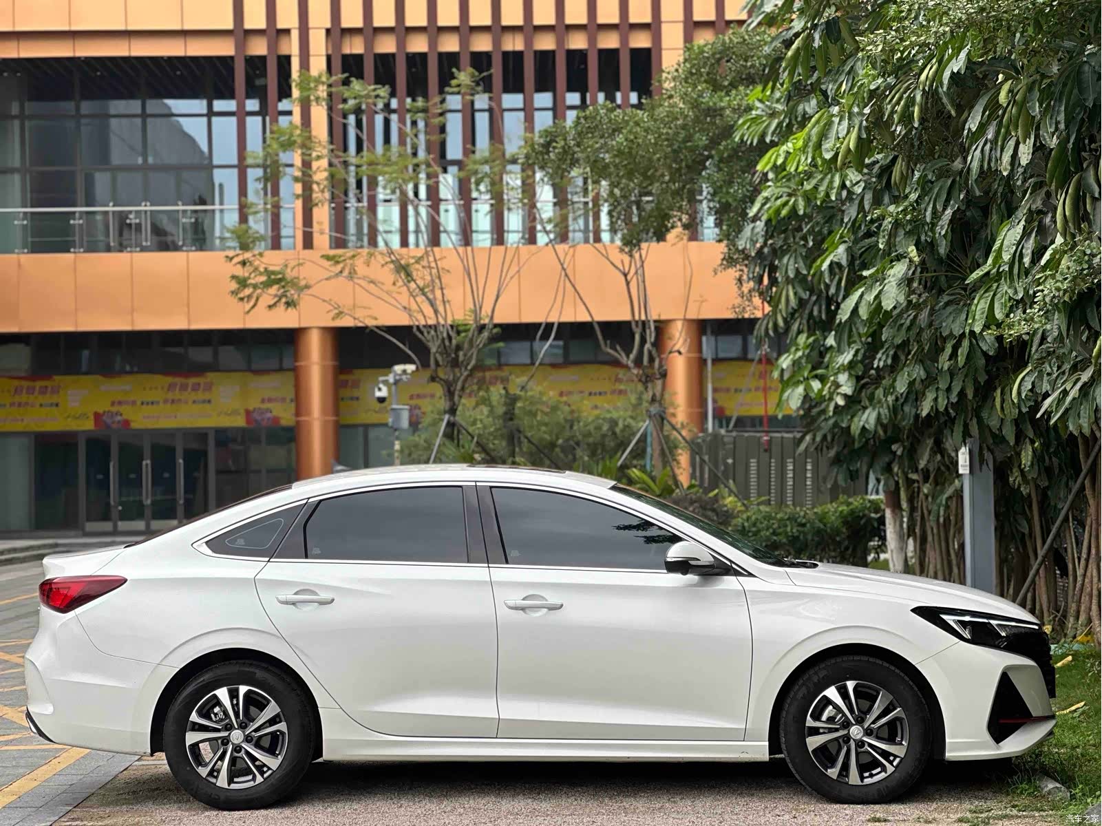 Changan Eado, 2023 13