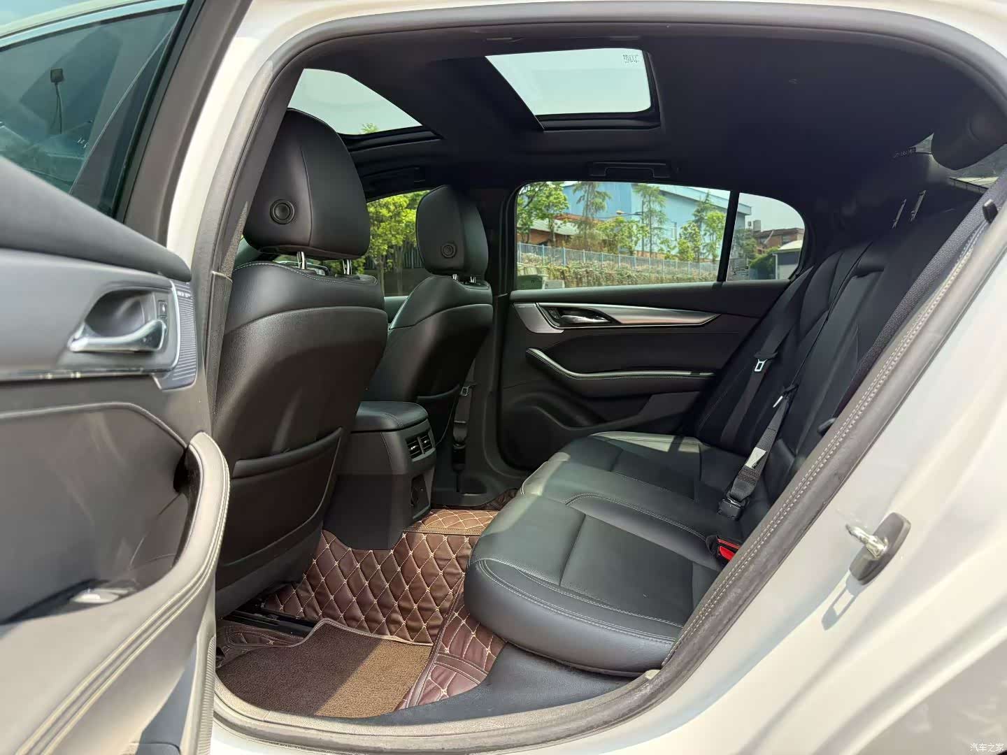 Cadillac CT5, 2022 8