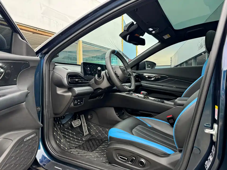 Trumpchi Shadow Leopard