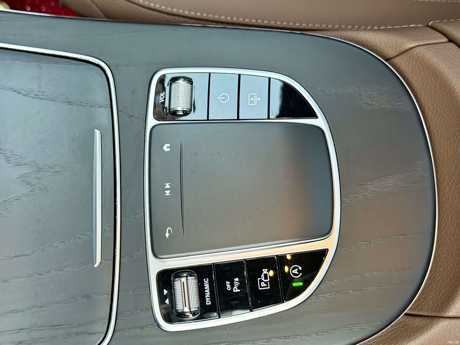 Mercedes-Benz E-Class, 2021 13