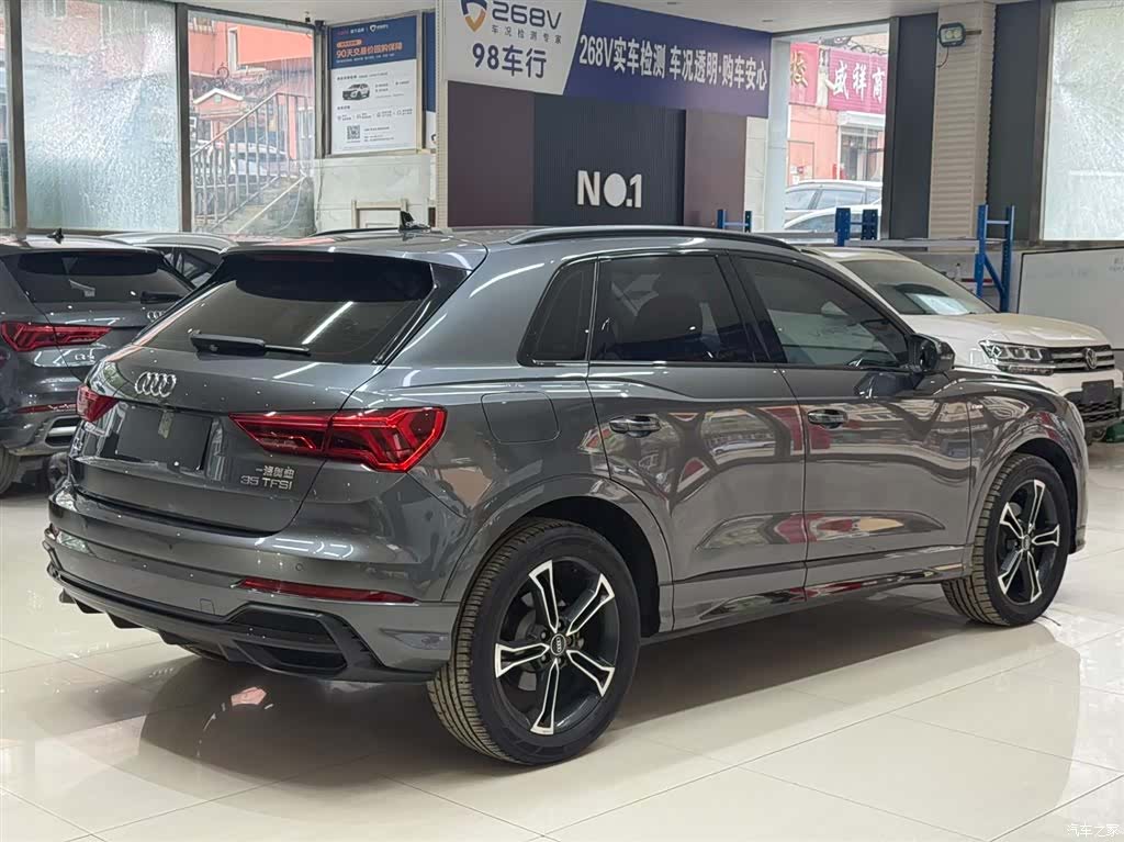 Audi Q3, 2022 4