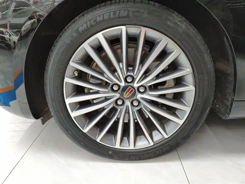 Hongqi H9 Hongqi H9