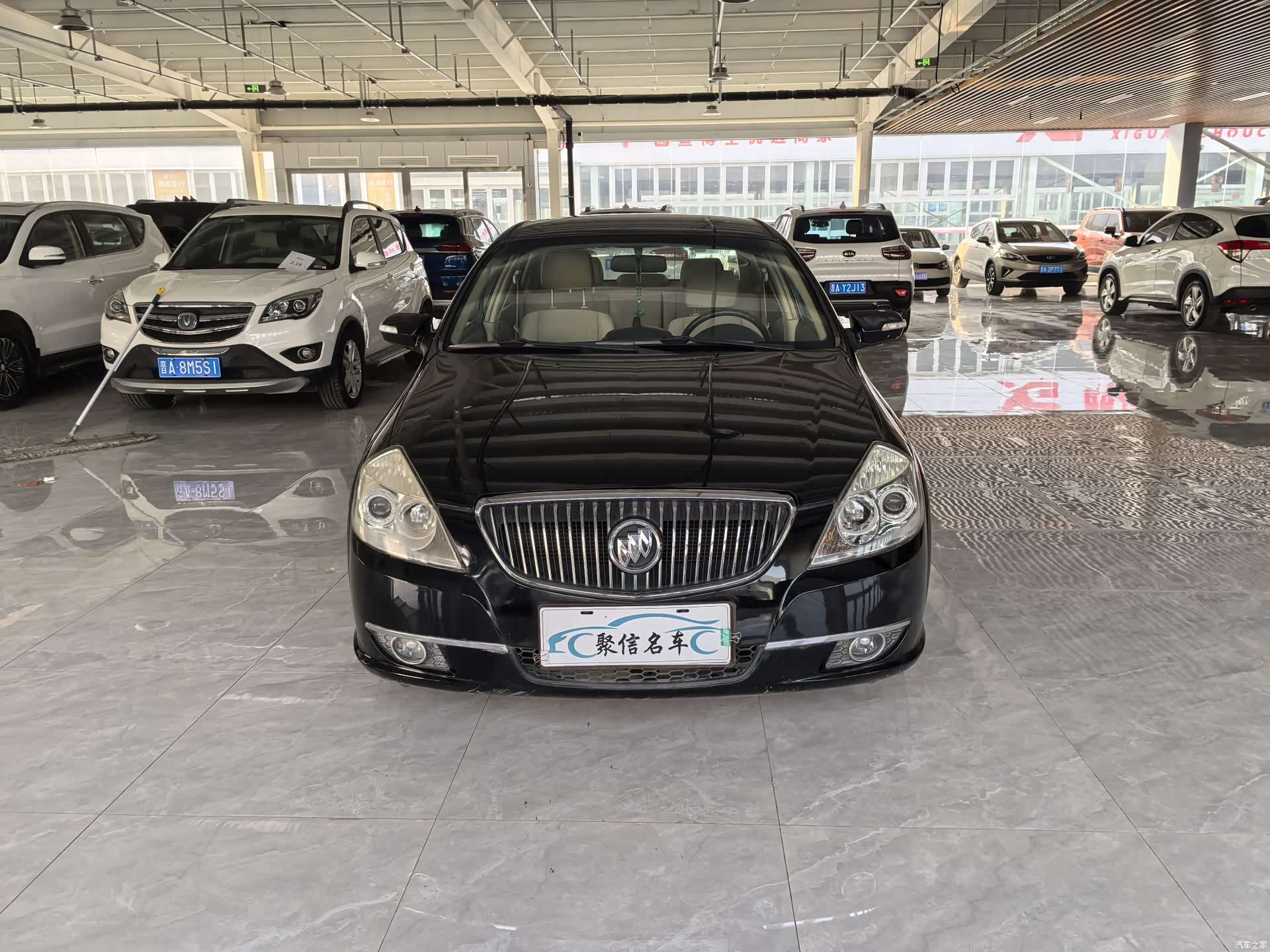 Buick 1.6LX-AT, 2010 2