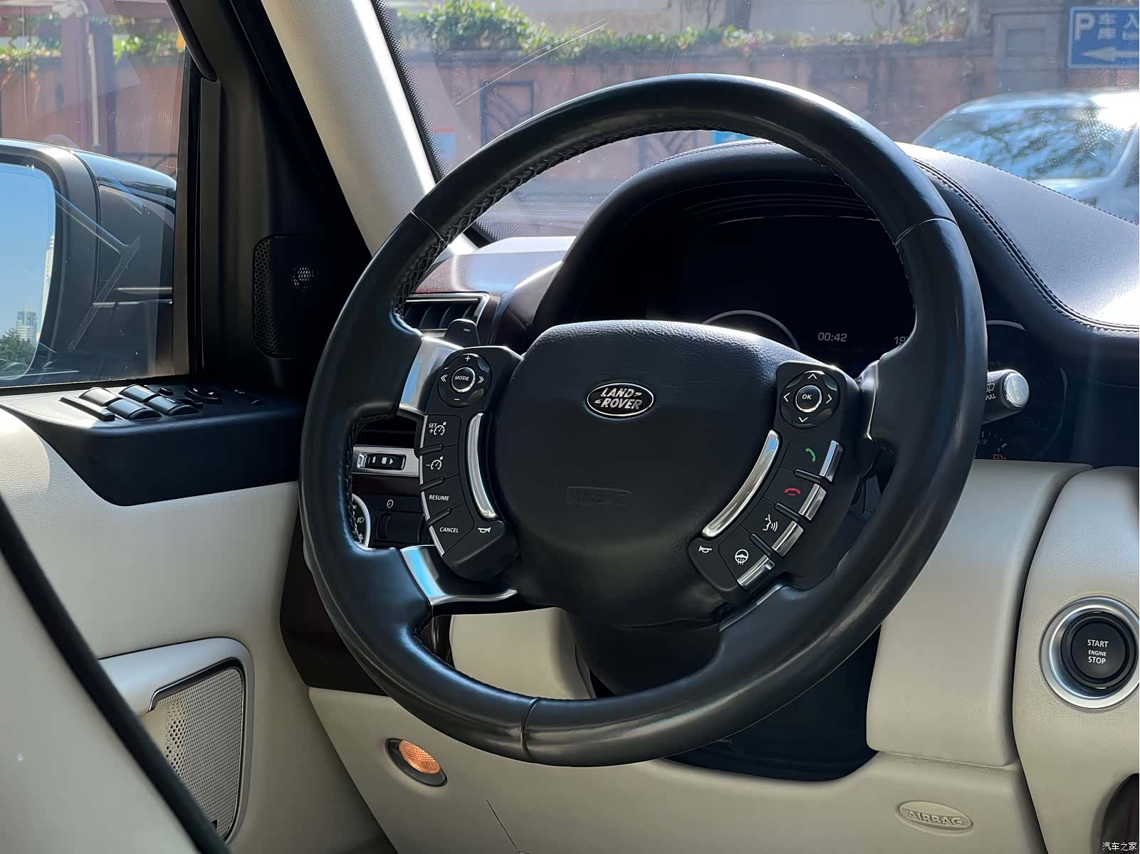 Land Rover Range Rover, 2012 12
