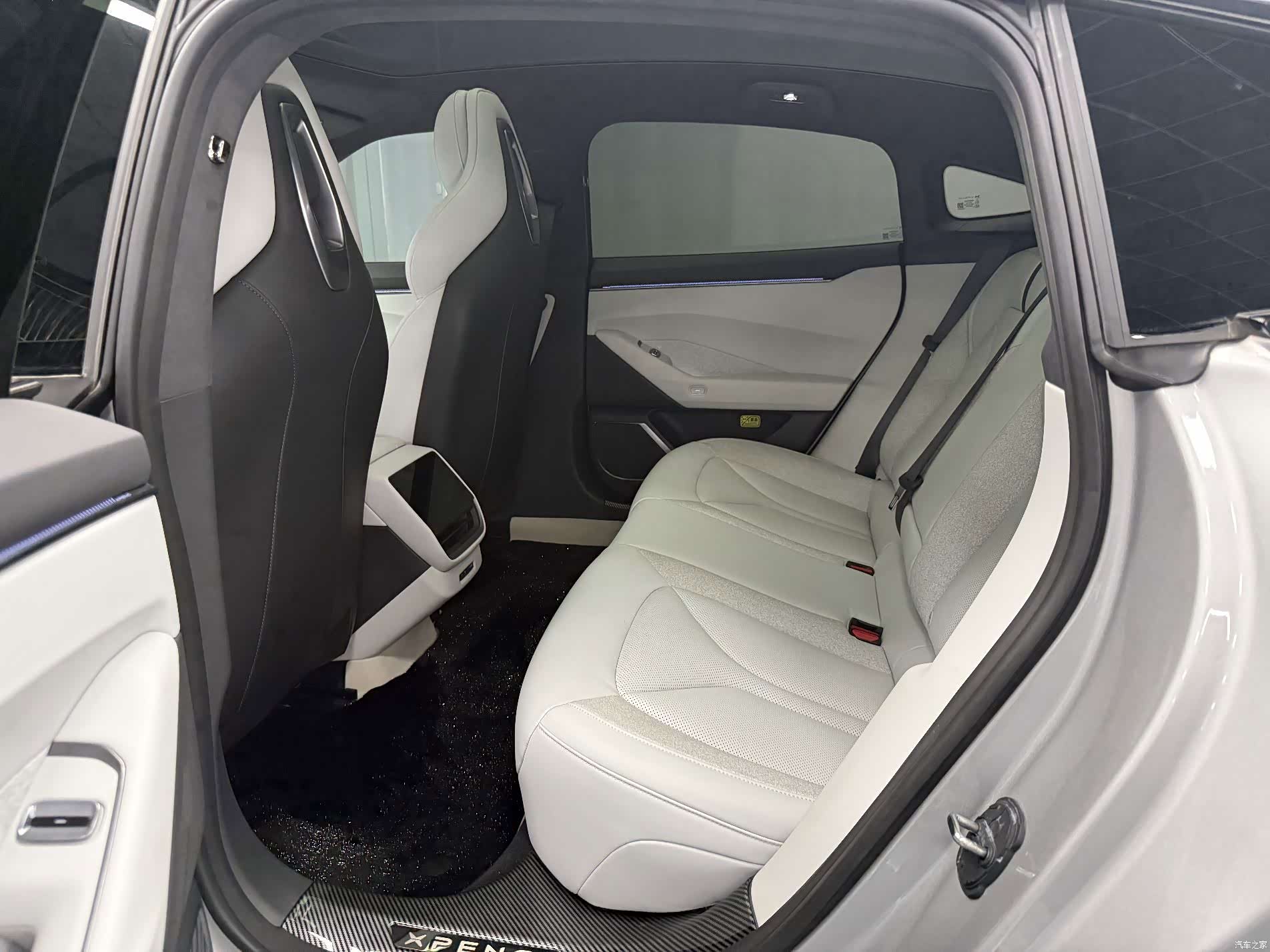 Xpeng P7, 2025 6