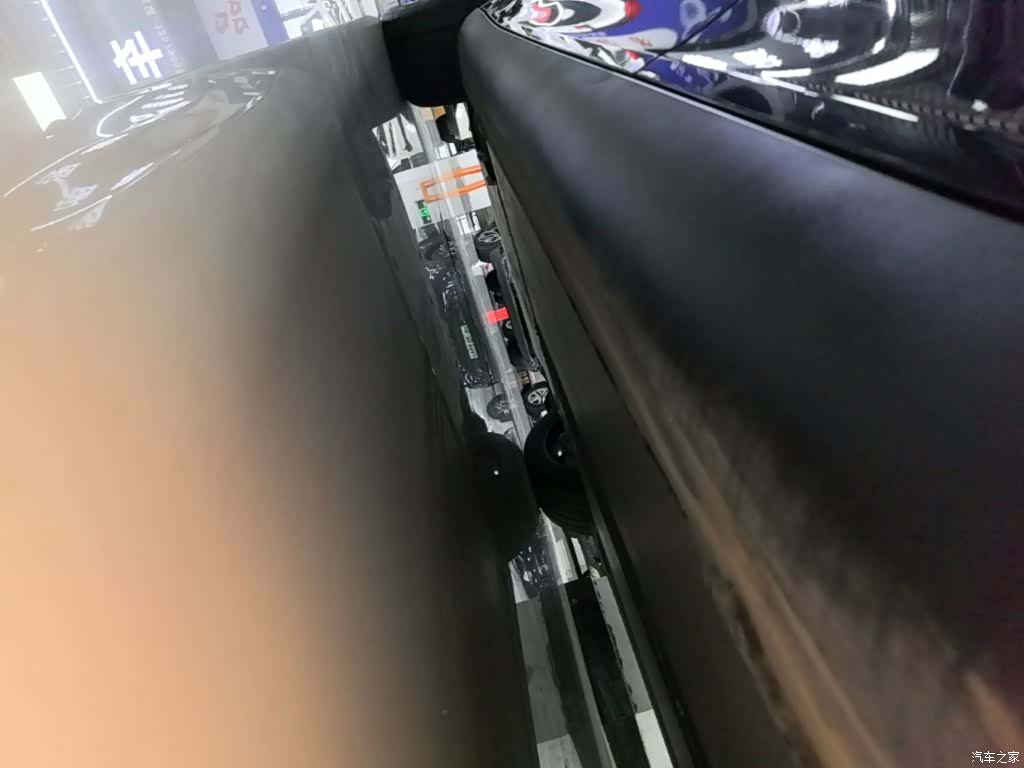 Tesla Model Y, 2024 22