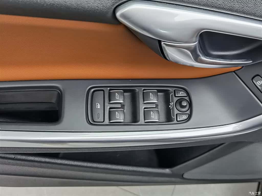 Volvo S60, 2018 9