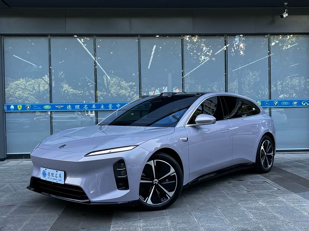 NIO ET5T