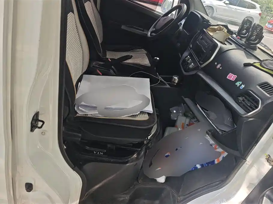 Changan Kaicheng Changan Ruixing M60