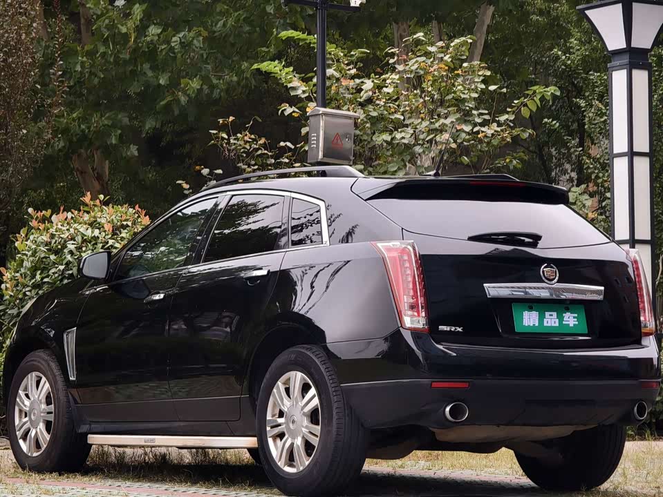 Cadillac SRX