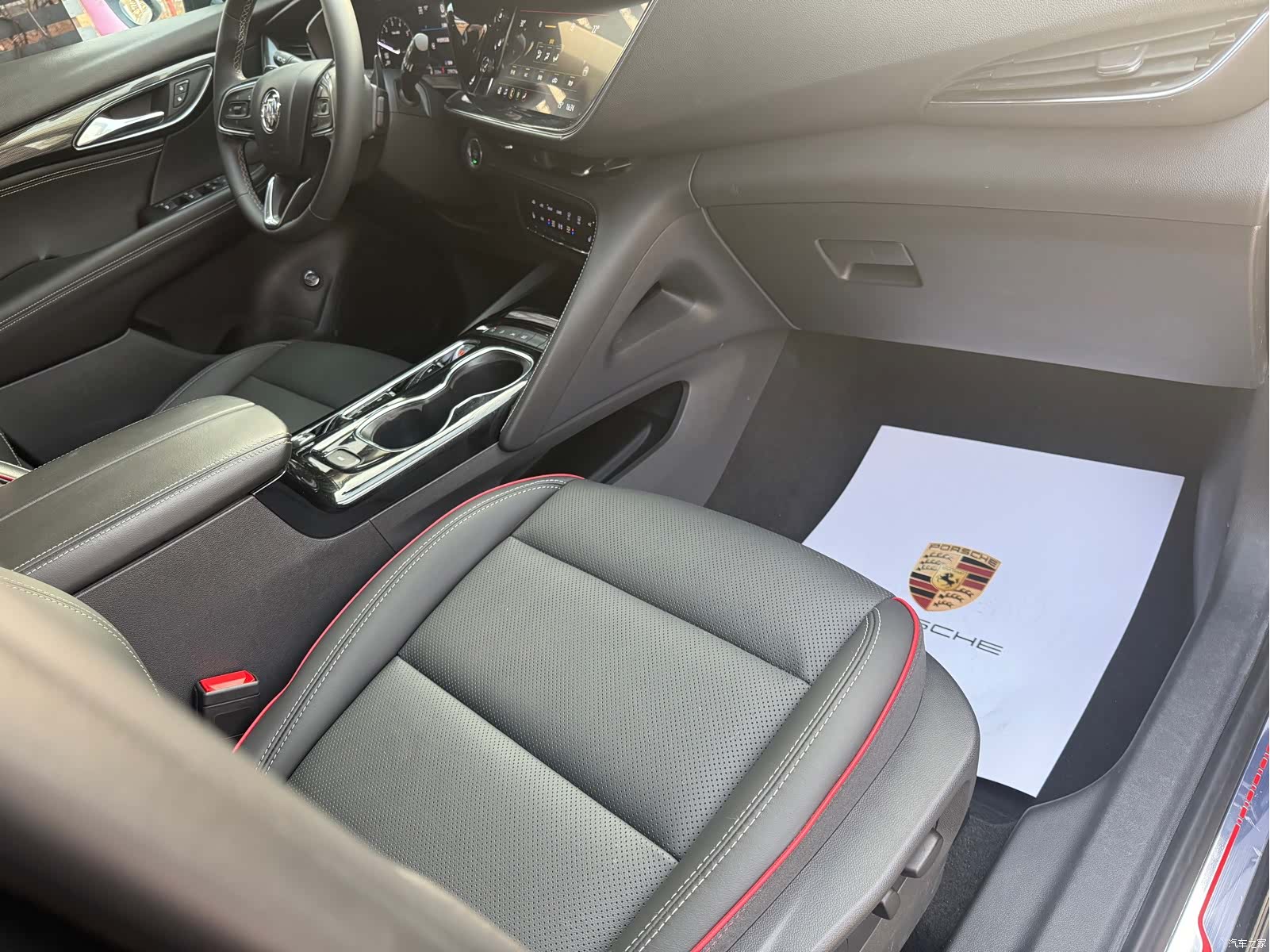 Buick Envision, 2023 11