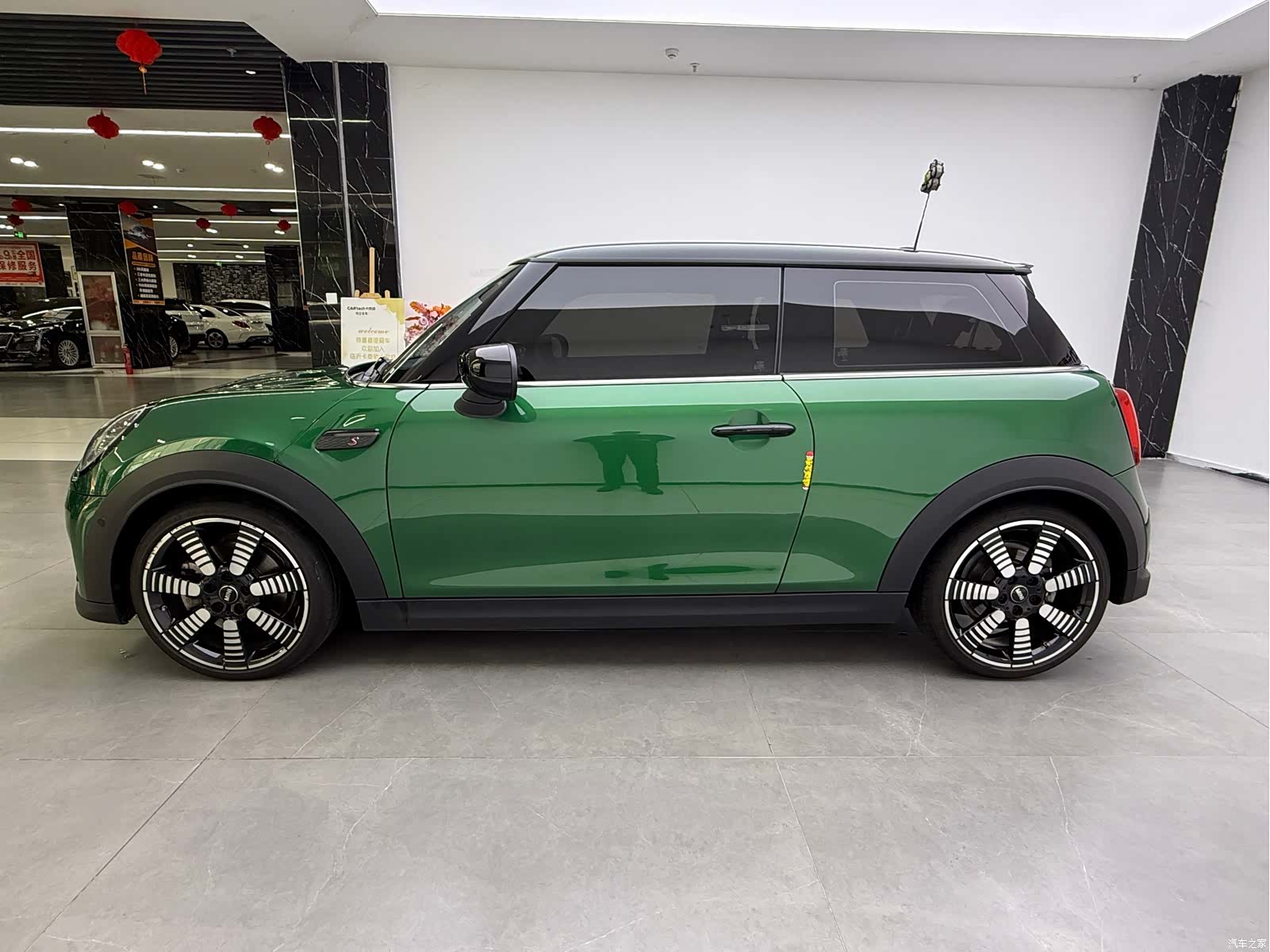 Mini Cooper, 2024 все фото