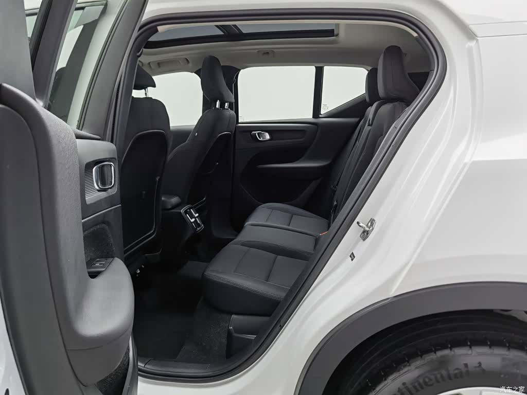 Volvo XC40, 2021 15