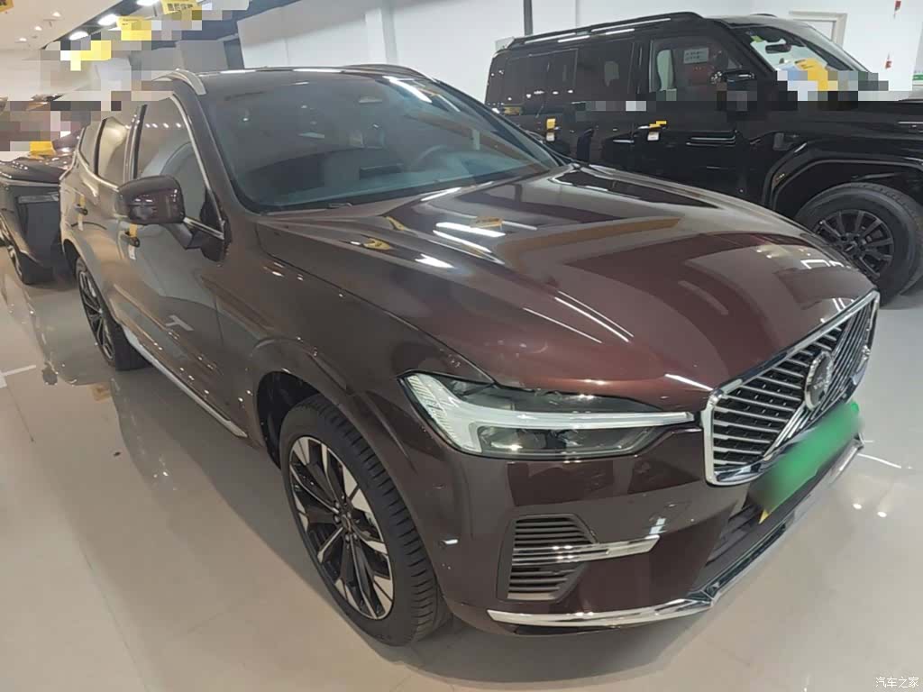 Volvo XC60, 2025 4