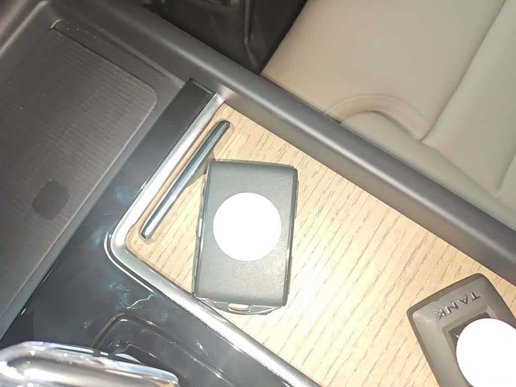 Volvo XC60, 2025 9