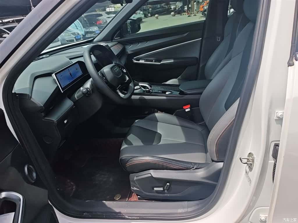 Geely Boyue, 2023 15