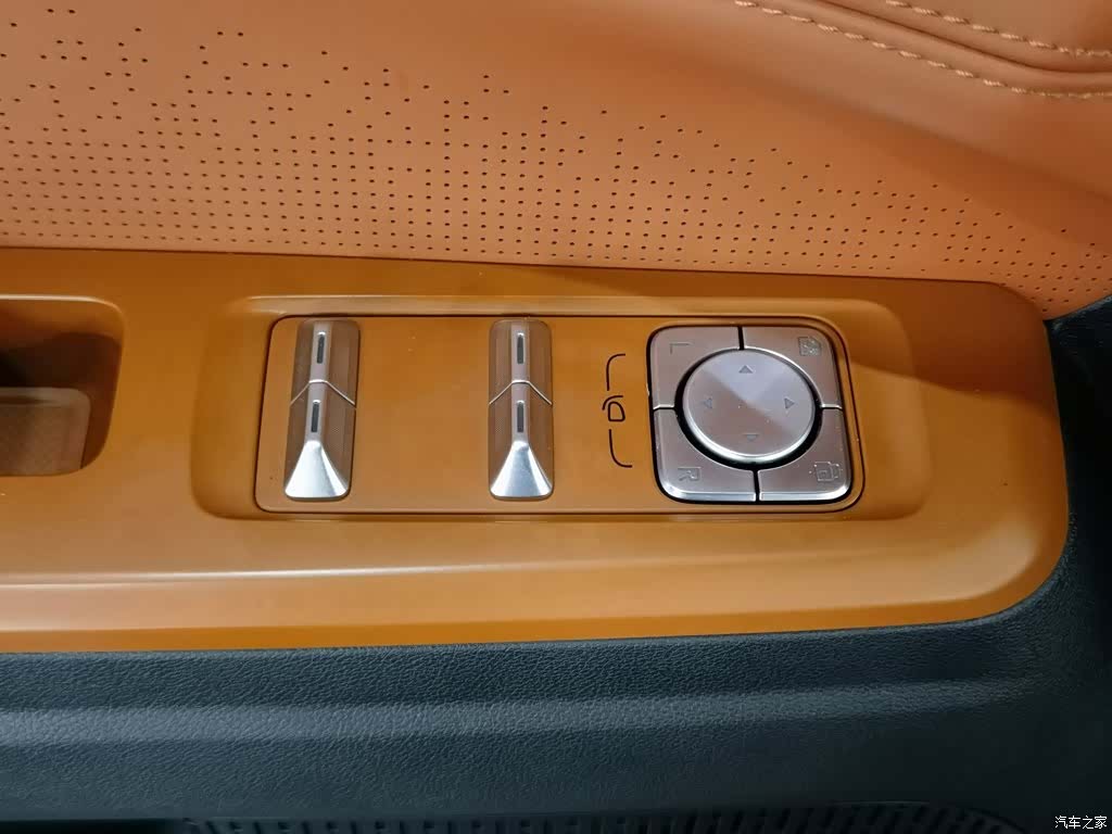 Jetour L7, 2025 9