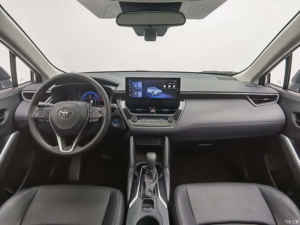 Toyota Frontlander, 2023 все фото