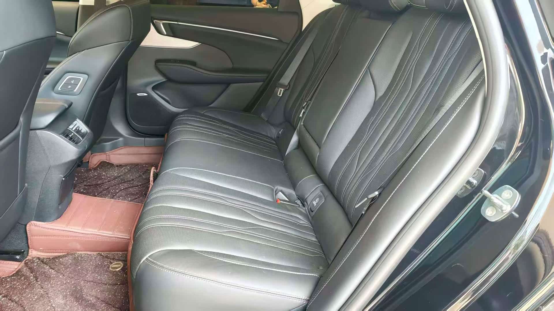 Buick LaCrosse, 2025 все фото