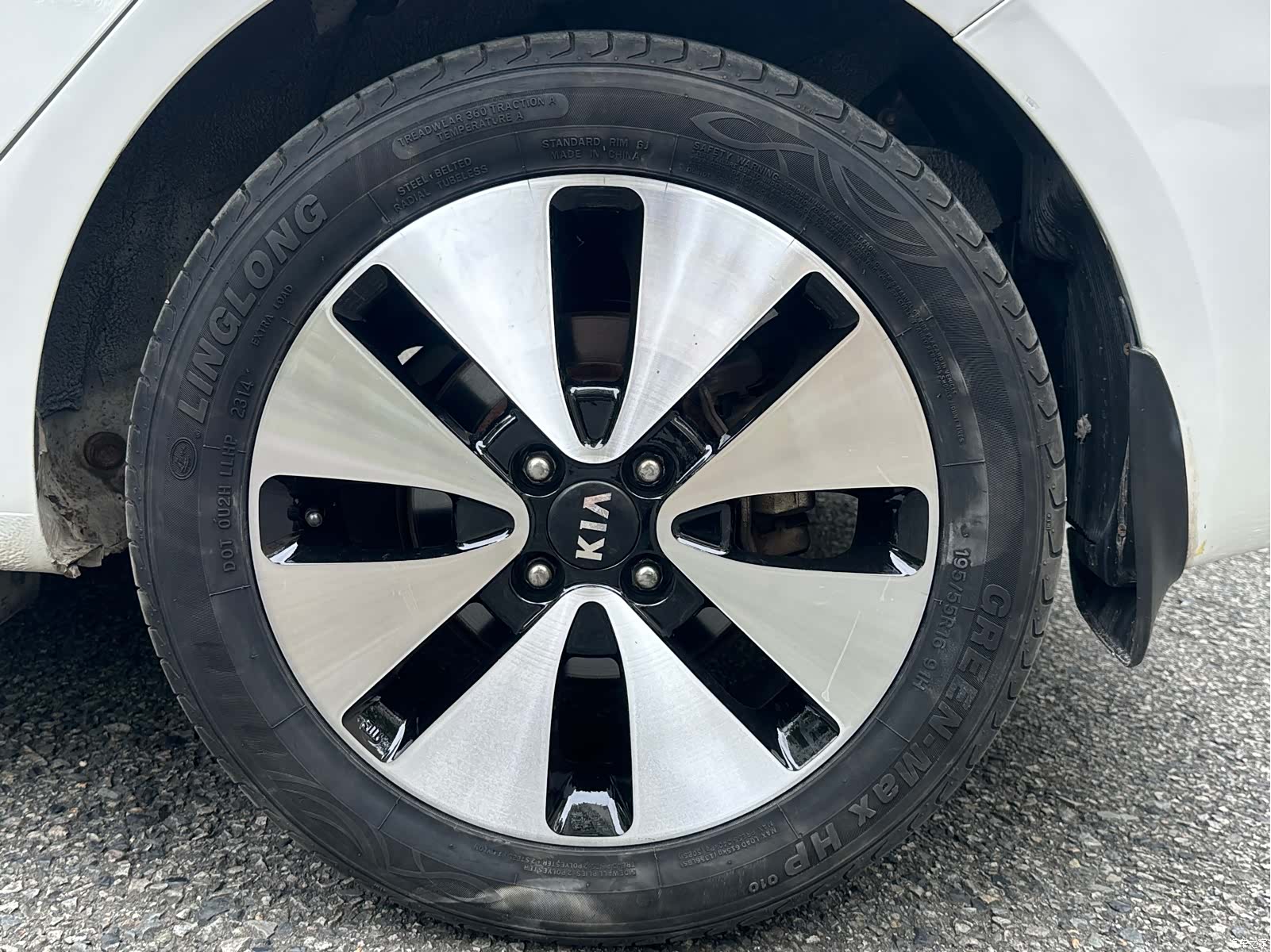 Kia K2, 2013 8