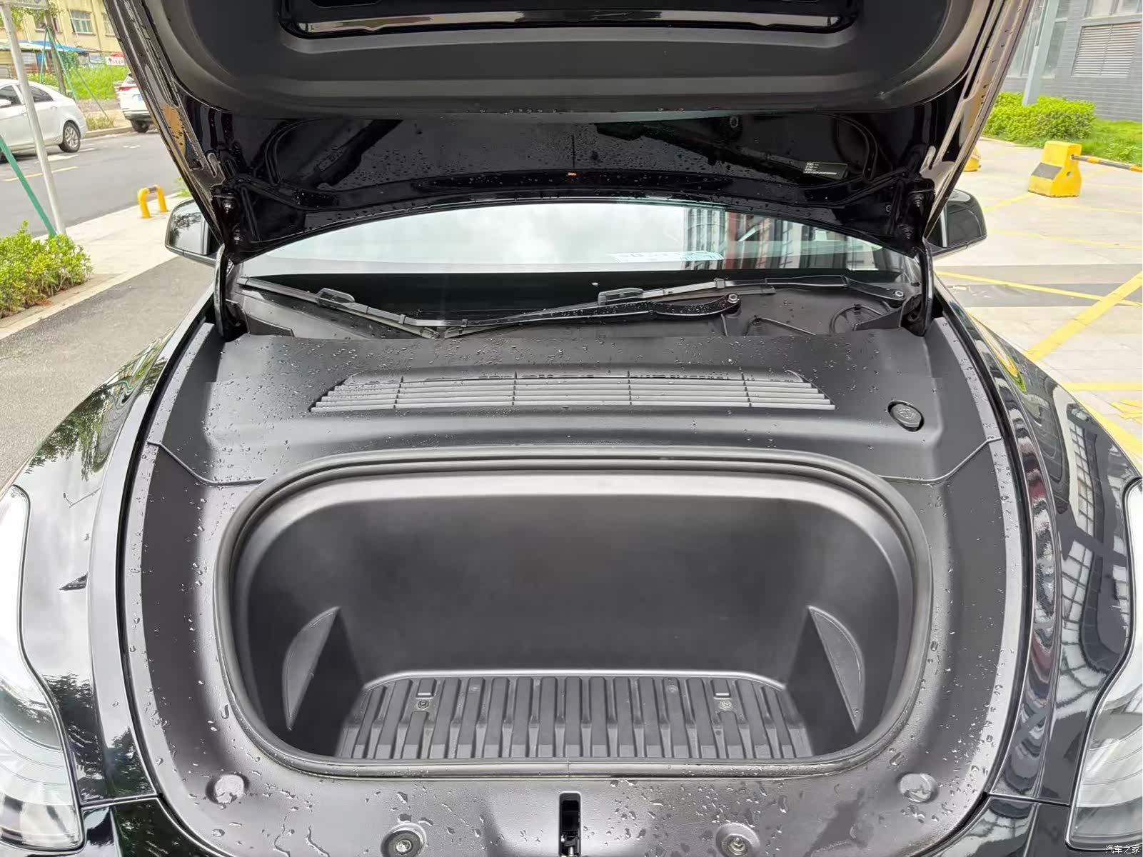 Tesla Model Y, 2021 9