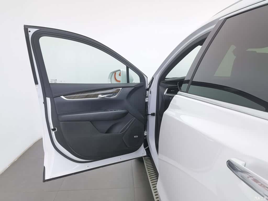 Cadillac XT5, 2018 8