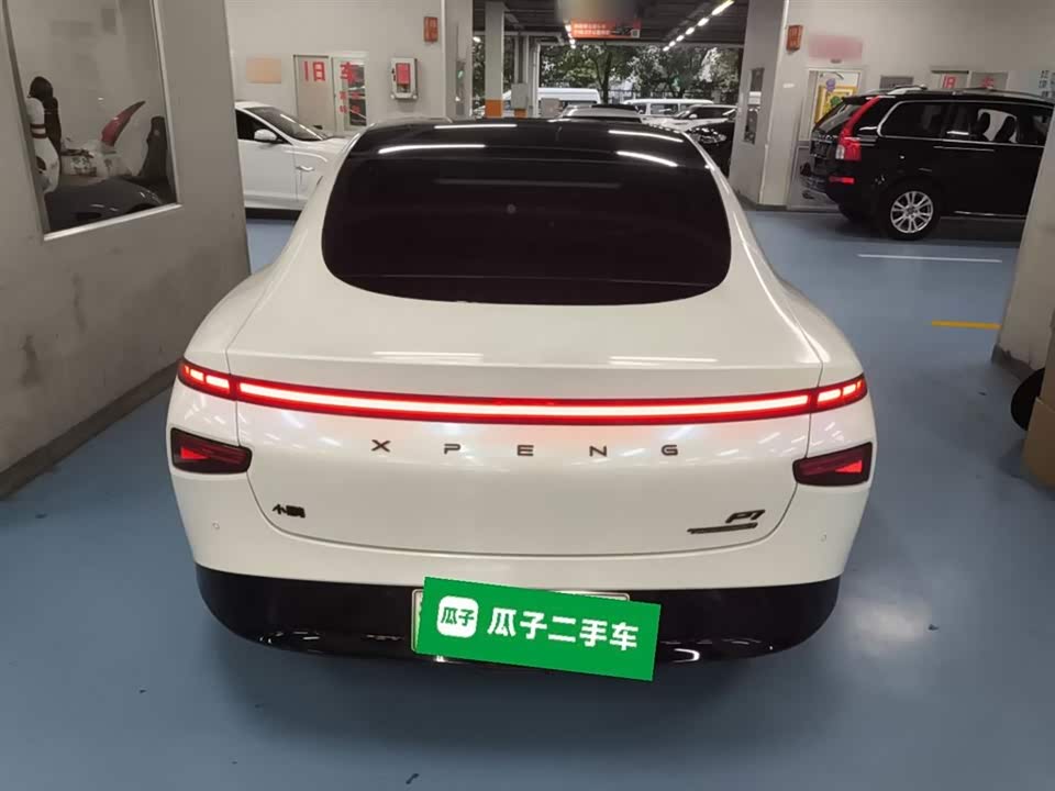 XPENG P7