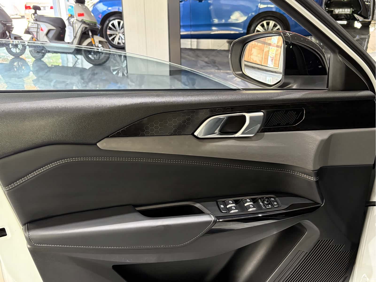 Lynk & Co 02, 2022 26
