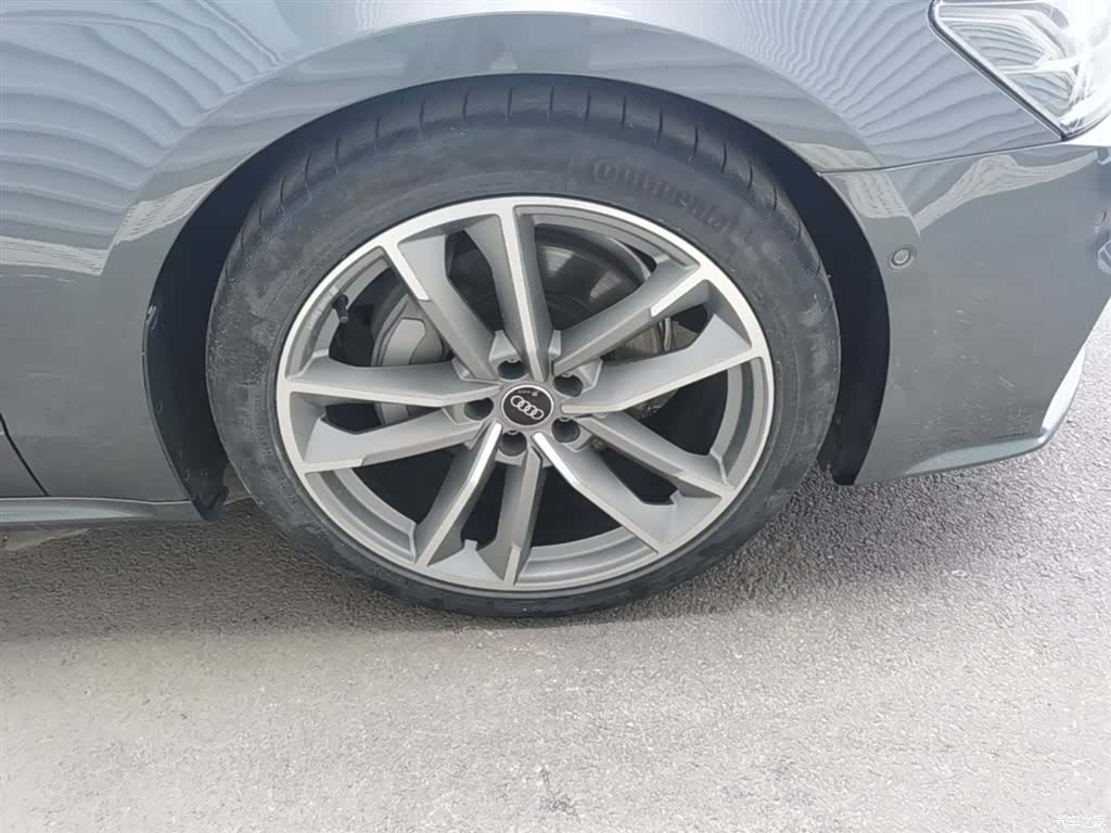 Audi A7, 2025 14
