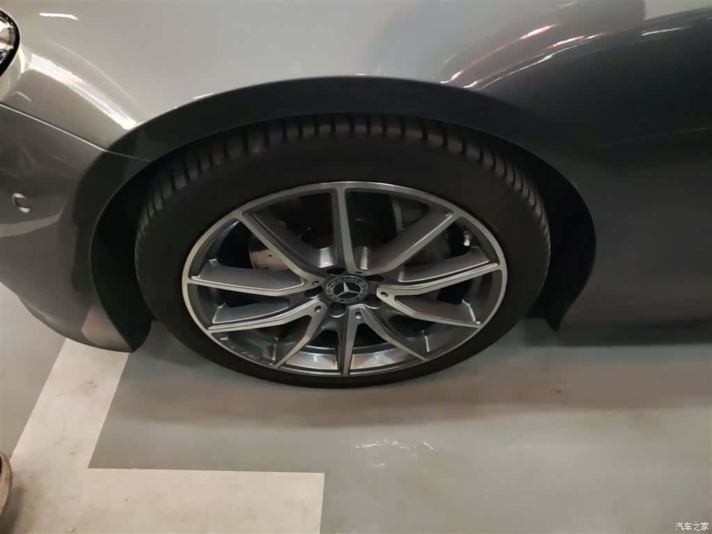 Mercedes-Benz E-Class, 2022 25