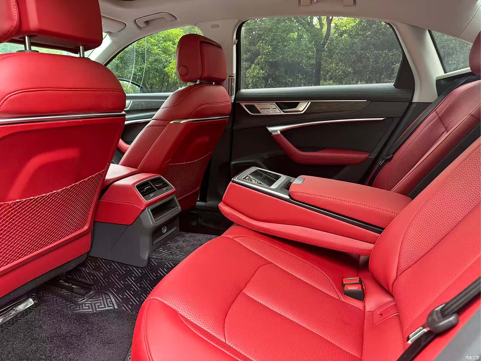 Audi A6L, 2022 7