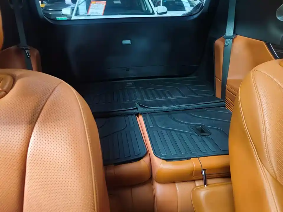 AITO Ask the world M9