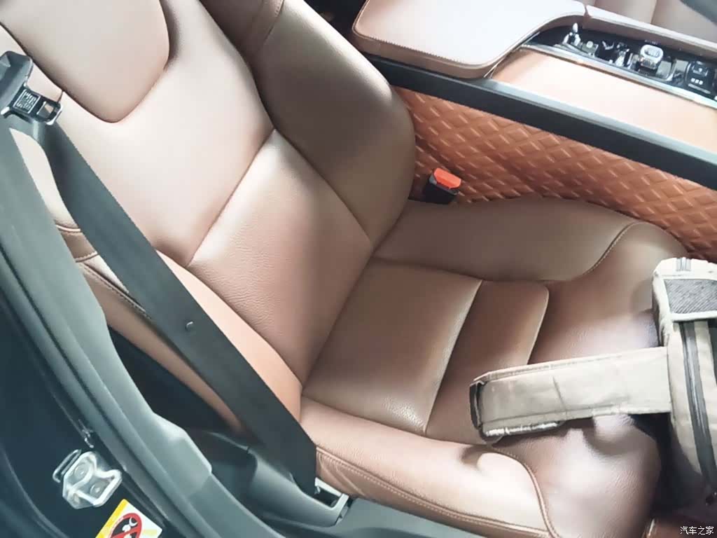 Volvo S90, 2020 25