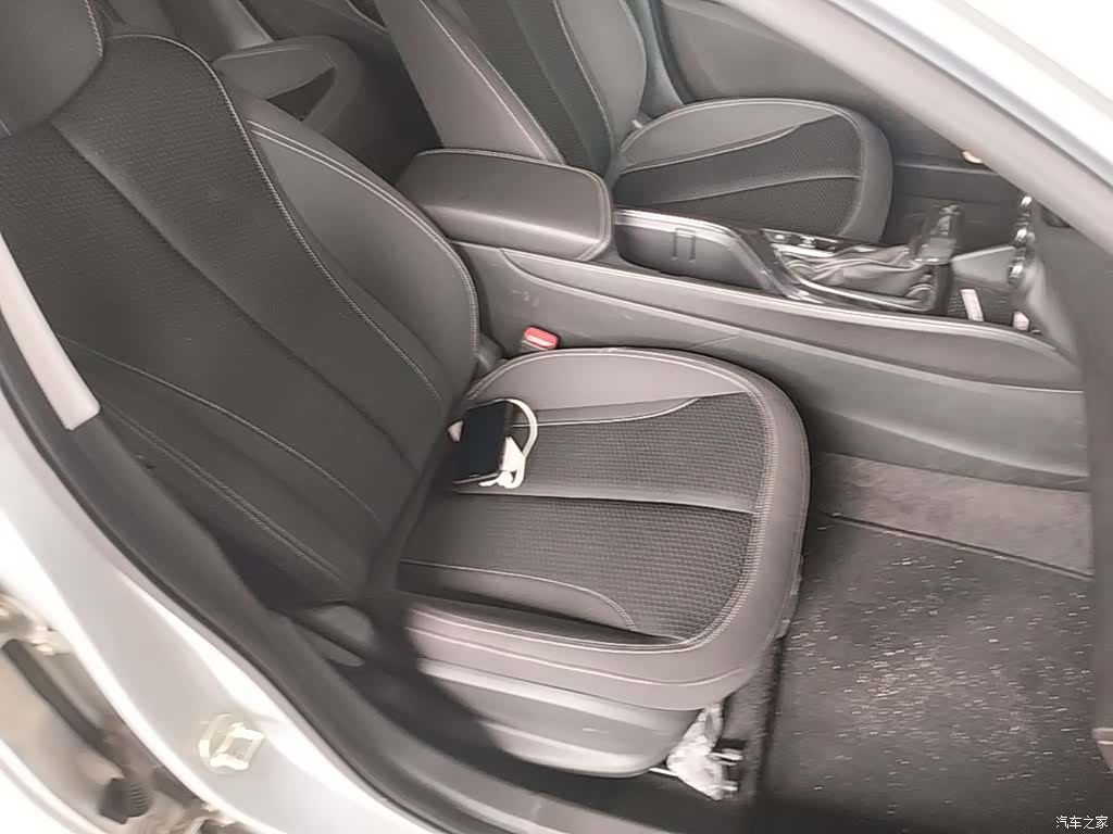 Buick Verano, 2023 25